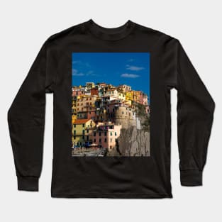 View on the cliff town of Manarola, one of the colorful Cinque Terre on the Italian west coast Long Sleeve T-Shirt